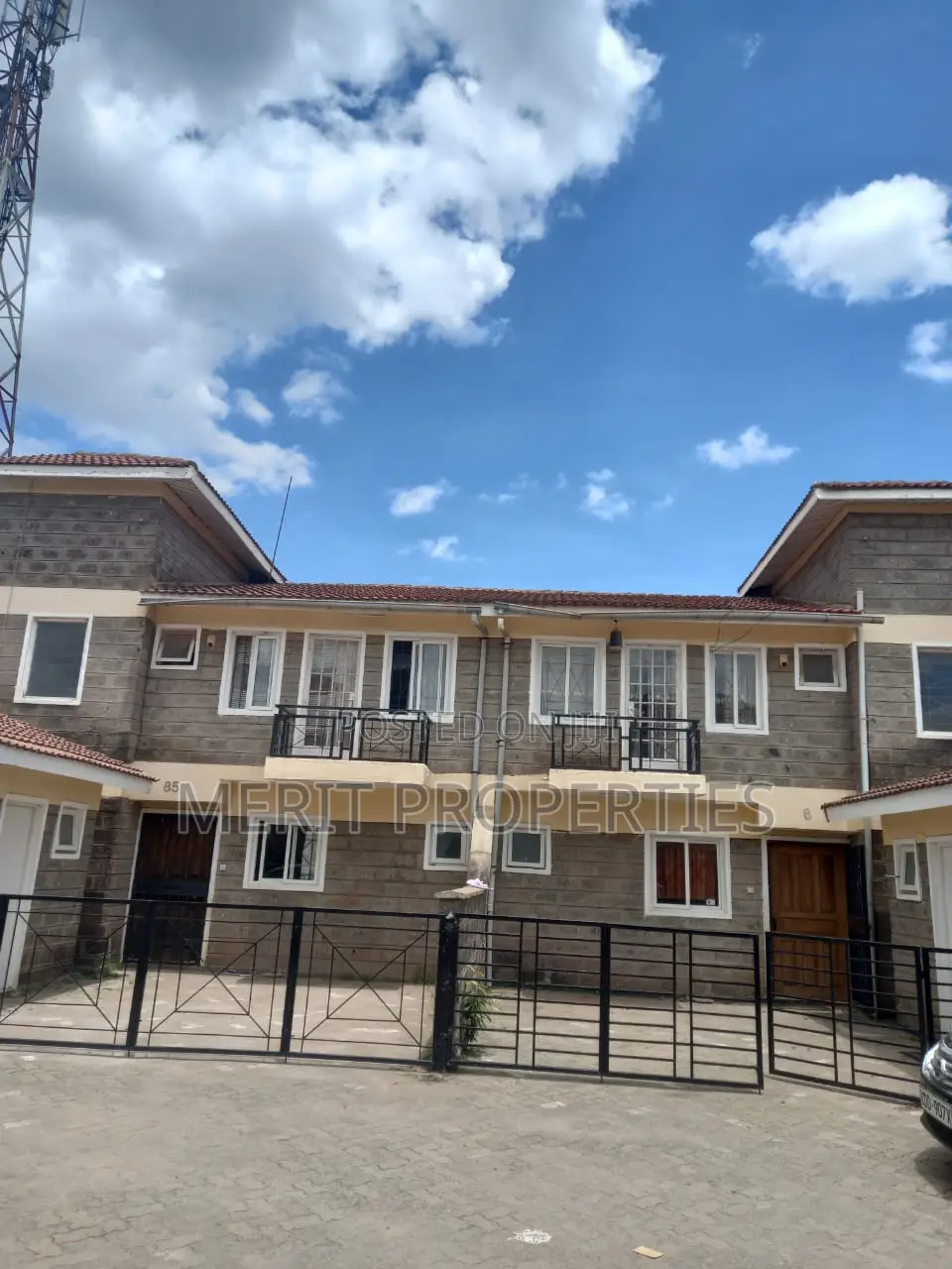 Furnished 3bdrm Maisonette in Muthama Heights, Hotel 67 Area for sale