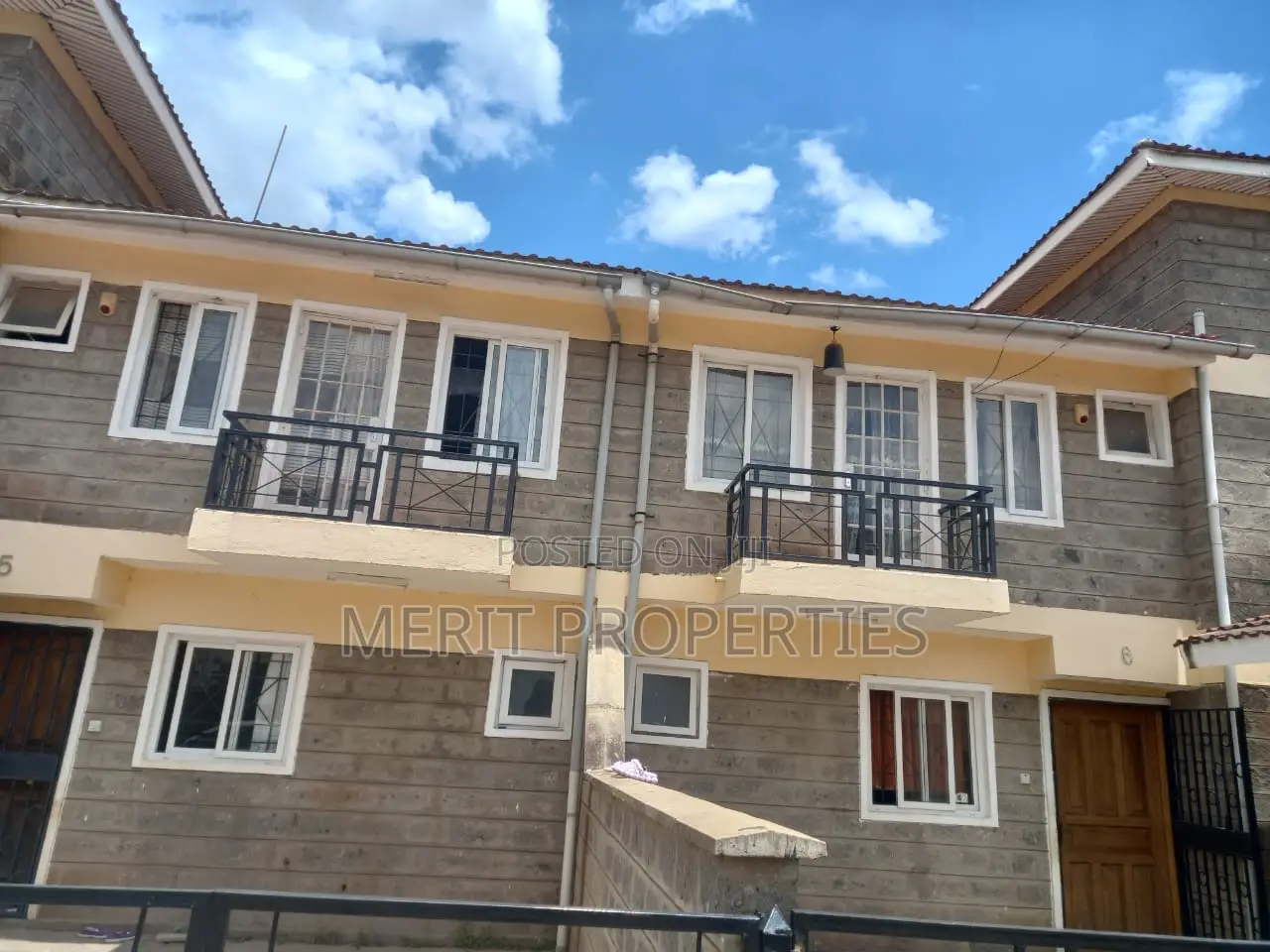Furnished 3bdrm Maisonette in Muthama Heights, Hotel 67 Area for sale