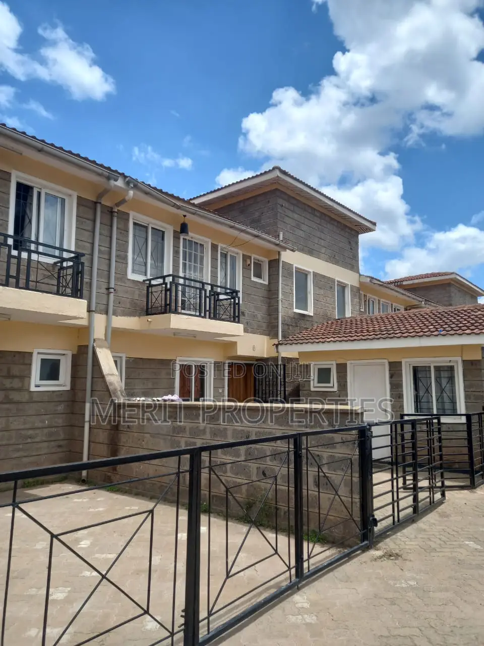 Furnished 3bdrm Maisonette in Muthama Heights, Hotel 67 Area for sale