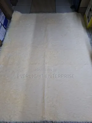 Fluffy Carpets*
Size
5by8