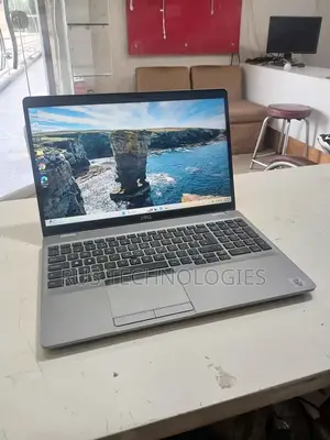 Laptop Dell Precision 15 3551 16GB Intel Core i7 SSD 512GB