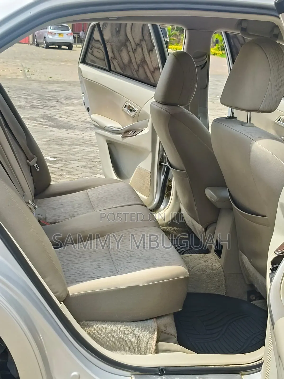 Toyota Allion 2011 Silver
