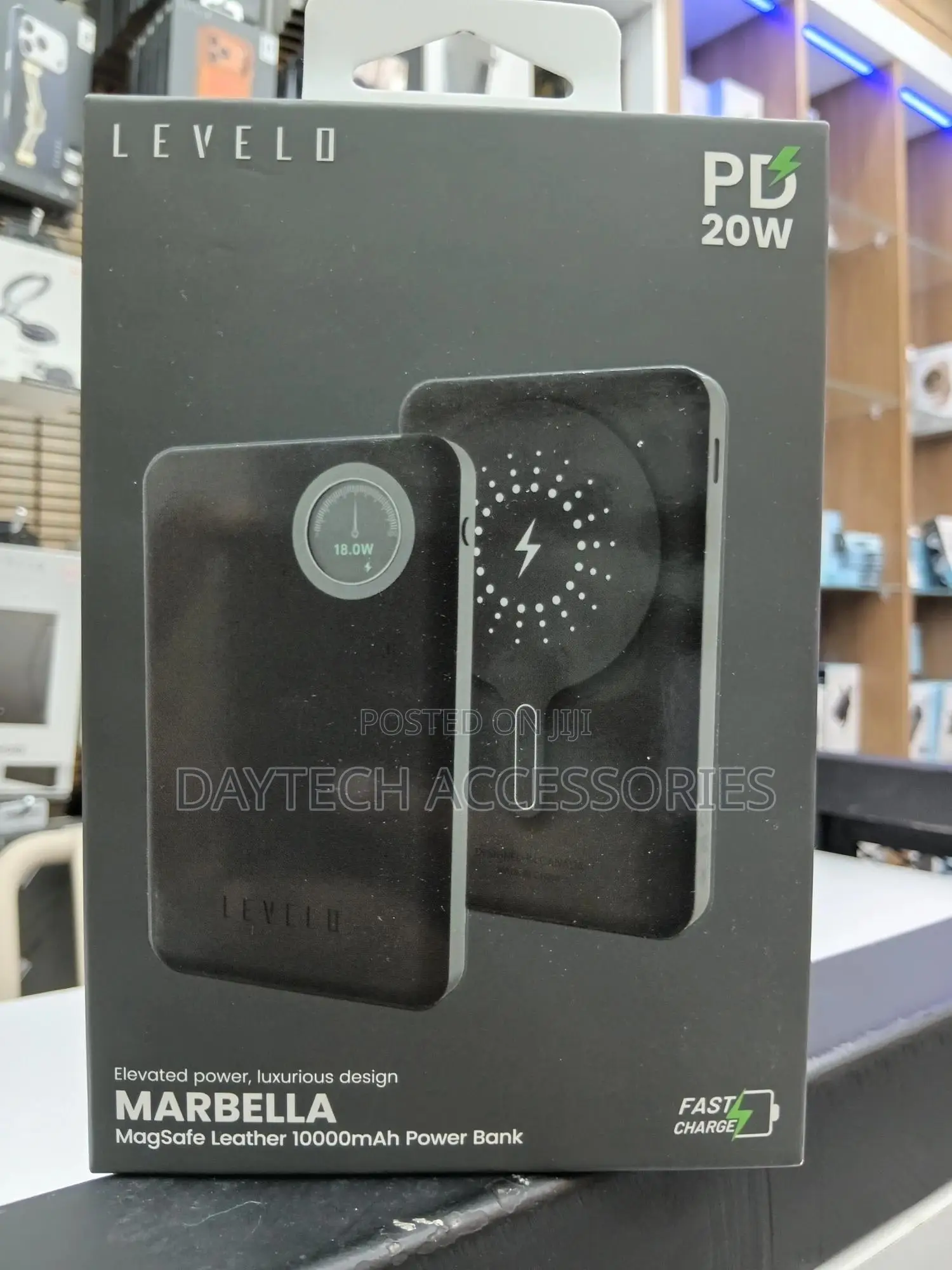 Levelo Marbella Leather Magnetic Magsafe Power Bank 10000mah - Black
