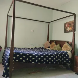 5 by 6 Mahogany Bed Original
