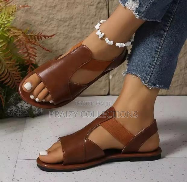 Round Toe Summer Flats - thumbnail 4