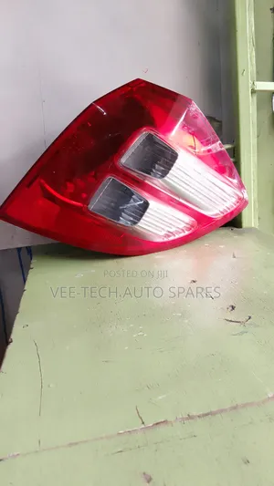 Honda Fit Taillight 05