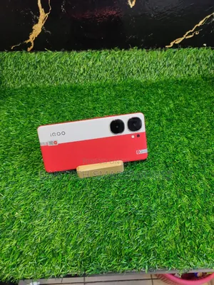 New Vivo iQOO Neo9 Pro 256 GB Red