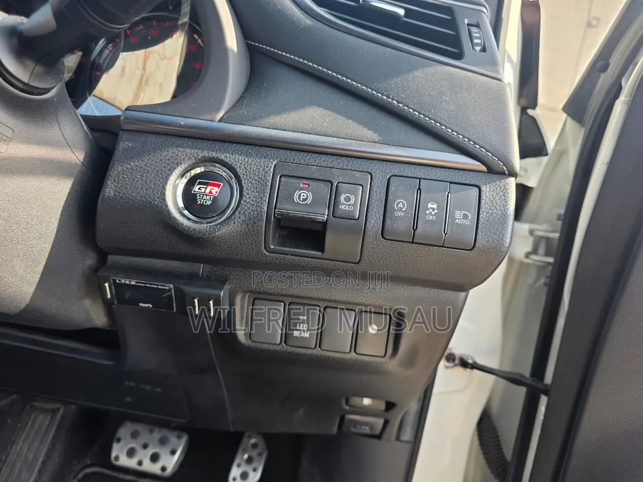 Toyota Harrier 2.0 Turbo GR Sport 2018 White