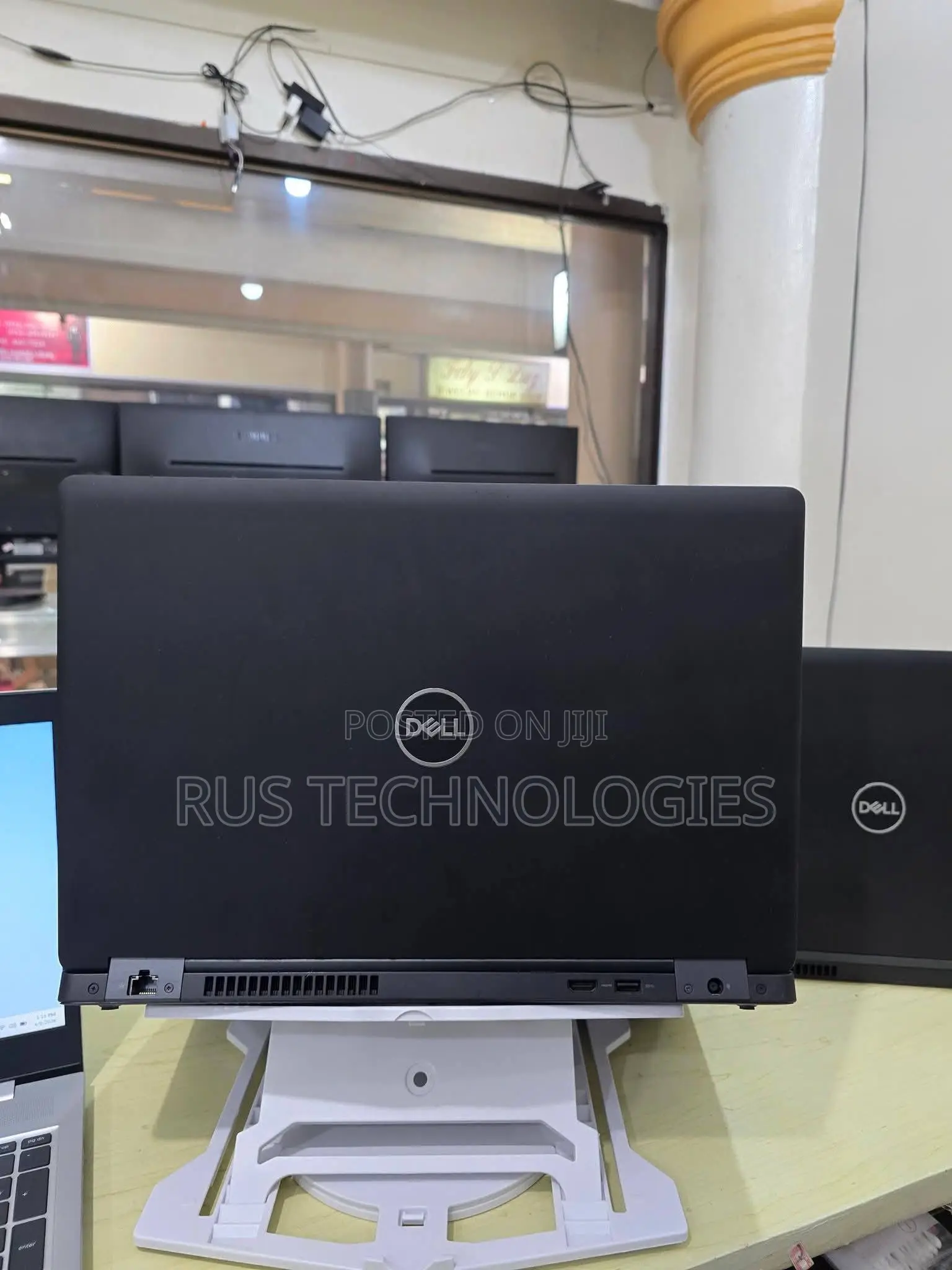 Laptop Dell Precision 3530 16GB Intel Core i7 SSD 256GB