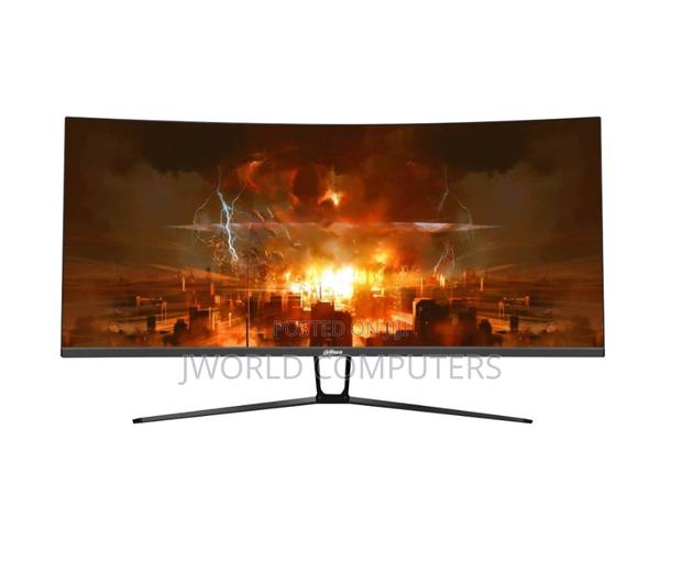 Dahua E330ca 31.5" QHD Curved Gaming Monitor