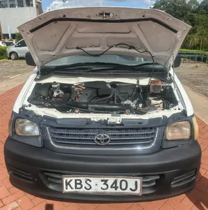 Toyota TownAce 2005 White