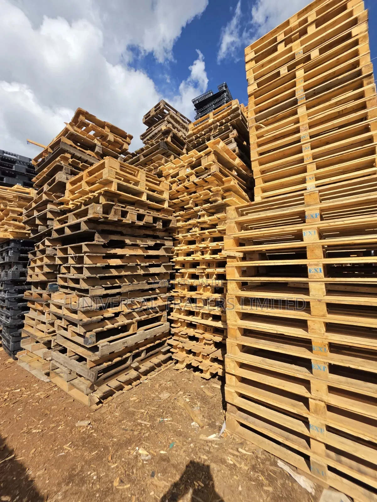 Wood Pallets -Heavy Duty Durable for Transport Warehouse. 04