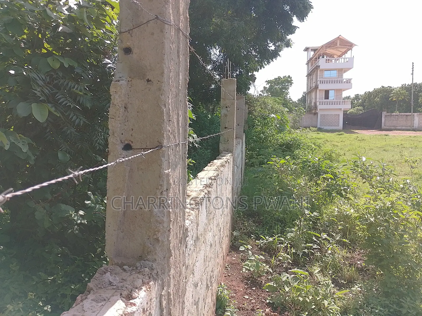 1 Acre Plot| 5th Row Diani | Flat| Perimeter Fence | All-Weather Road