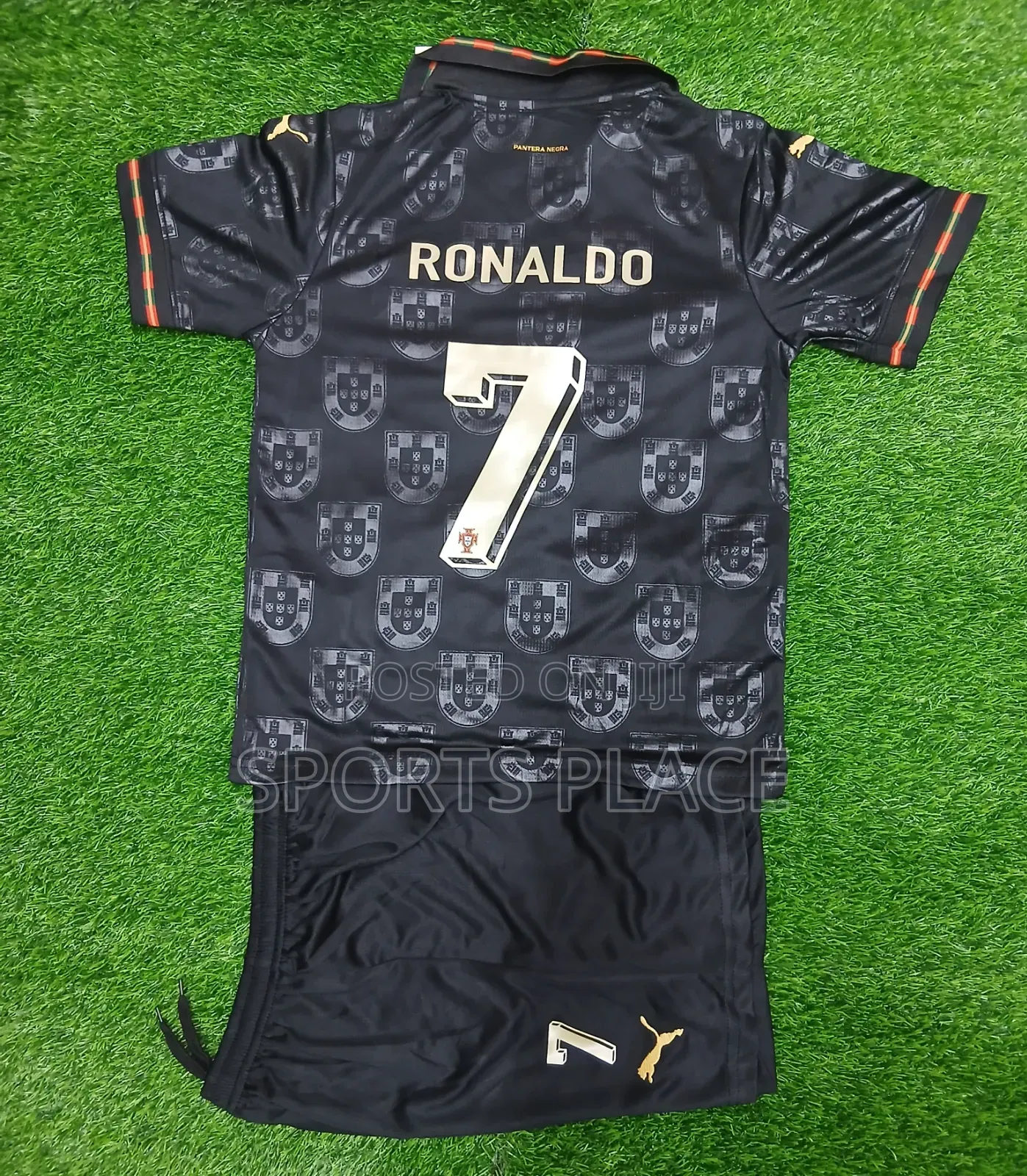 Ronaldo Portugal Black 2026 World Kit for Children - Jersey