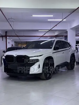 BMW XM Base AWD 2024 White