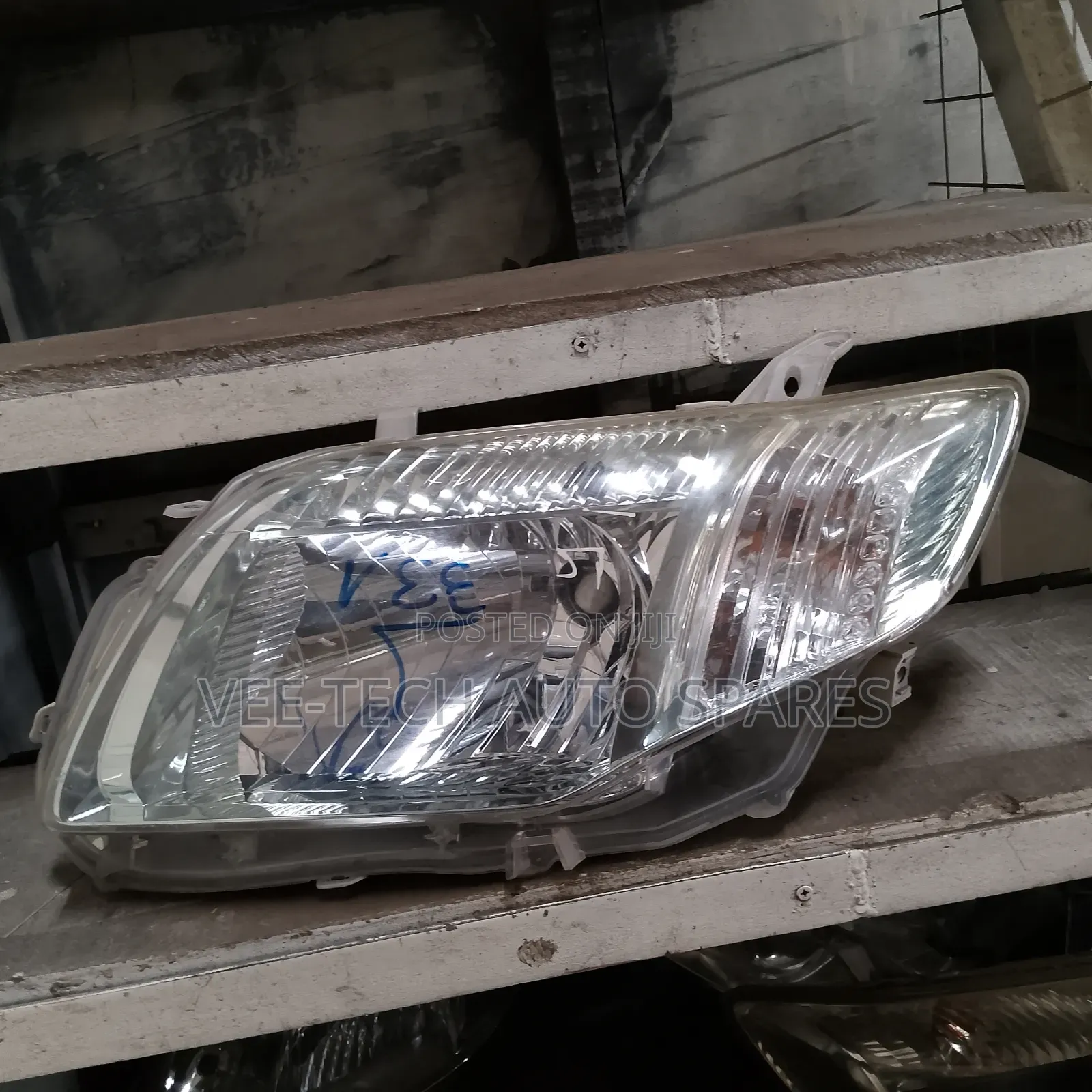 Toyota Fielder/Axio Headlight 2010 Non Xenon
