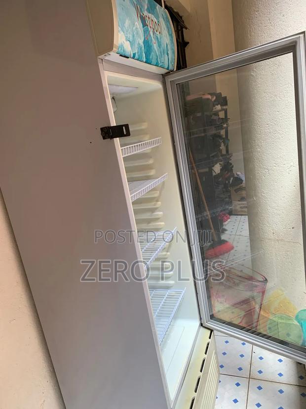 Westpool Commercial Fridge - thumbnail 2