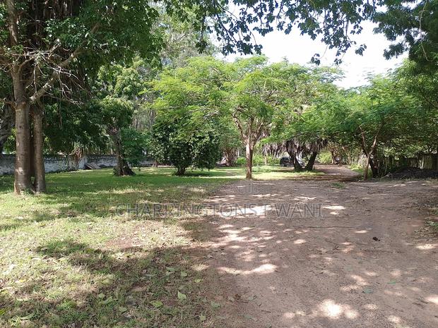 2.25 Acre Sandy Beachfront | Active Business Leases | Galu Diani - thumbnail 4