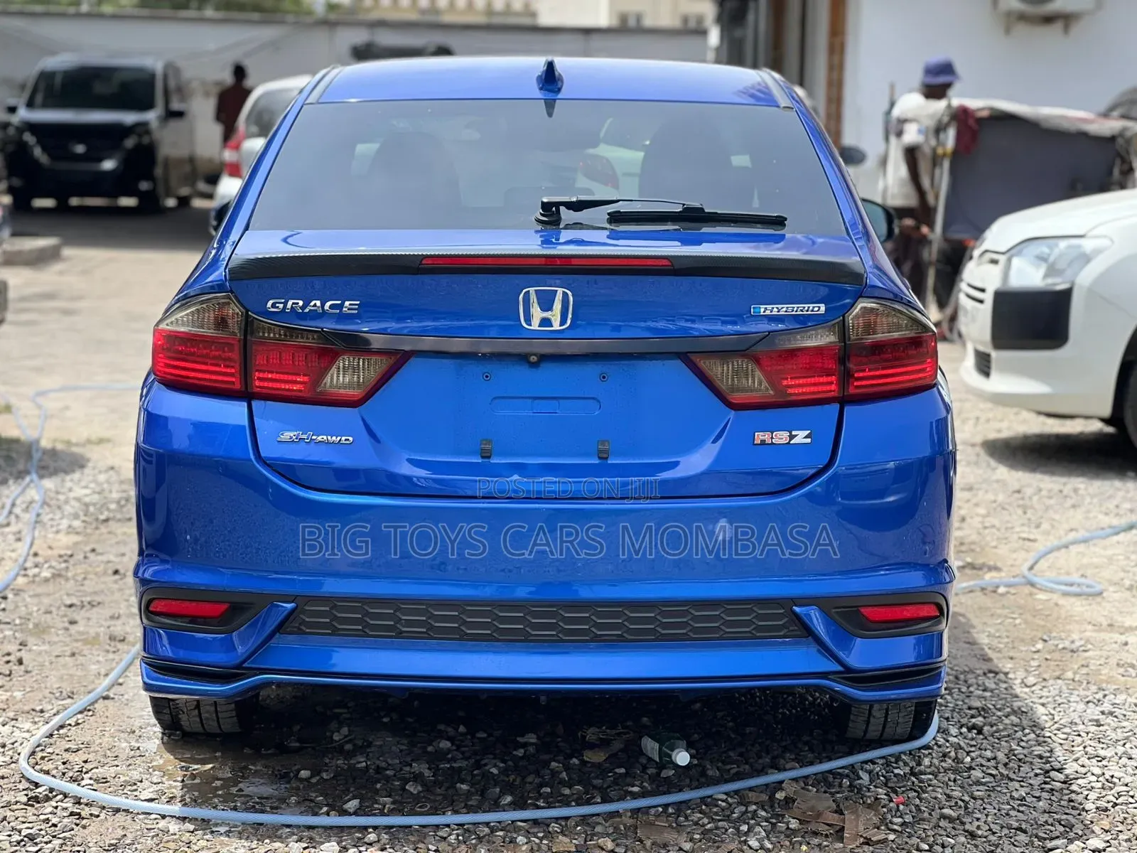 Honda Grace 2019 Blue