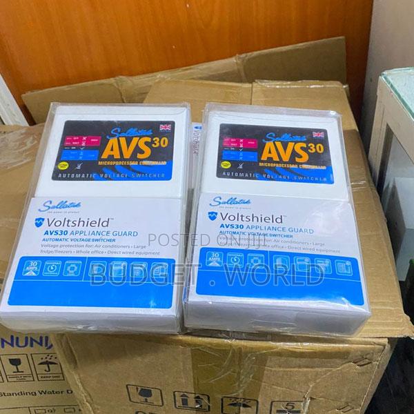 Avs30 Voltage Switcher for Whole Circuit Protection With Microprocesso