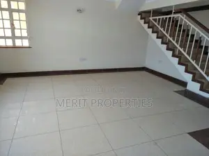 Three Bedrooms All Ensuite With DSQ for Sale