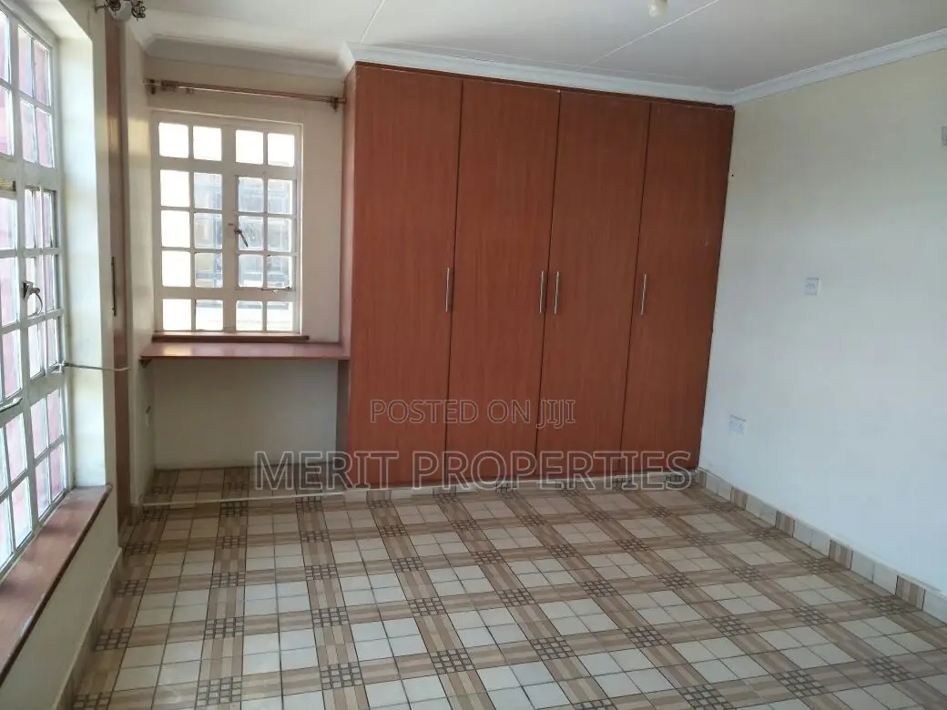 Three Bedrooms All Ensuite With DSQ for Sale