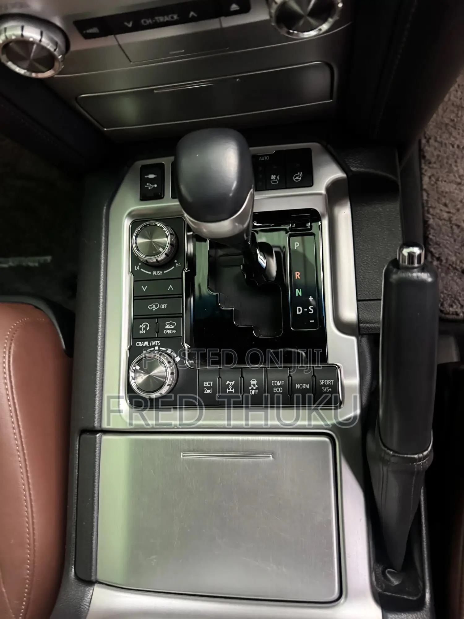 Toyota Land Cruiser 4.6 V8 ZX 2019 White
