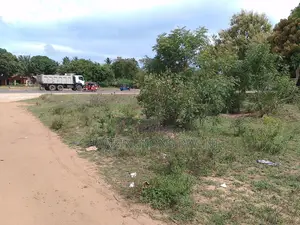 5 Acre Corner Plot| Borehole | Power| Highway Frontage | Tiwi-Kombani