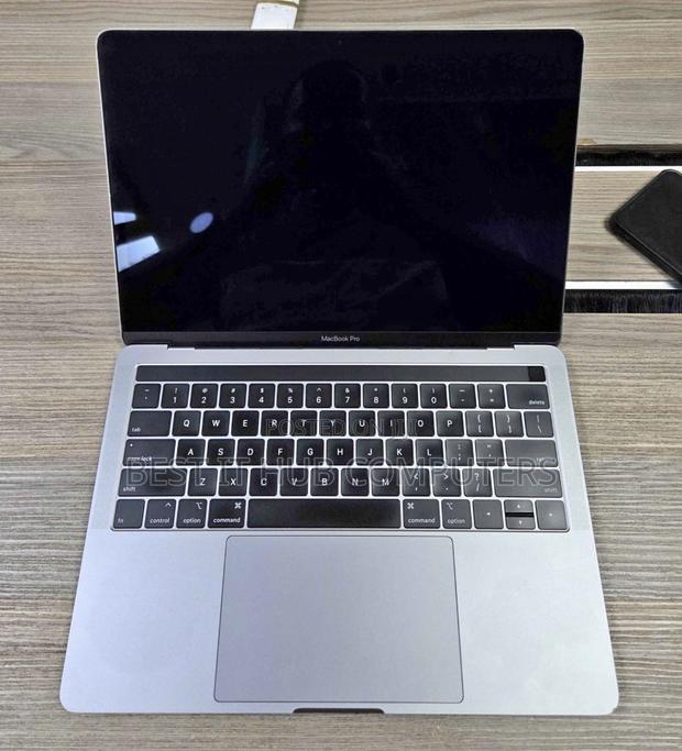 Laptop Apple MacBook Pro 2019 16GB Intel Core i7 SSD 512GB