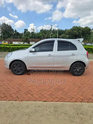 Nissan March 2011 Silver