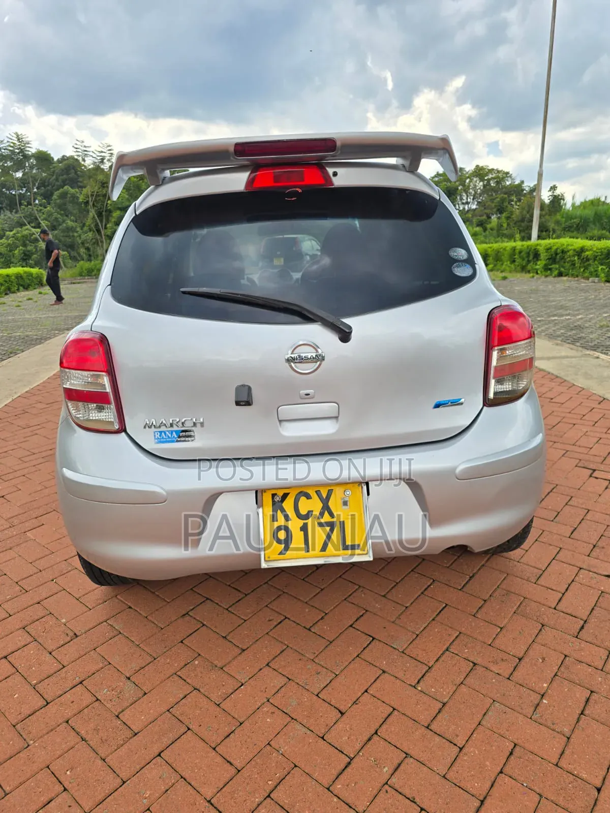 Nissan March 2011 Silver