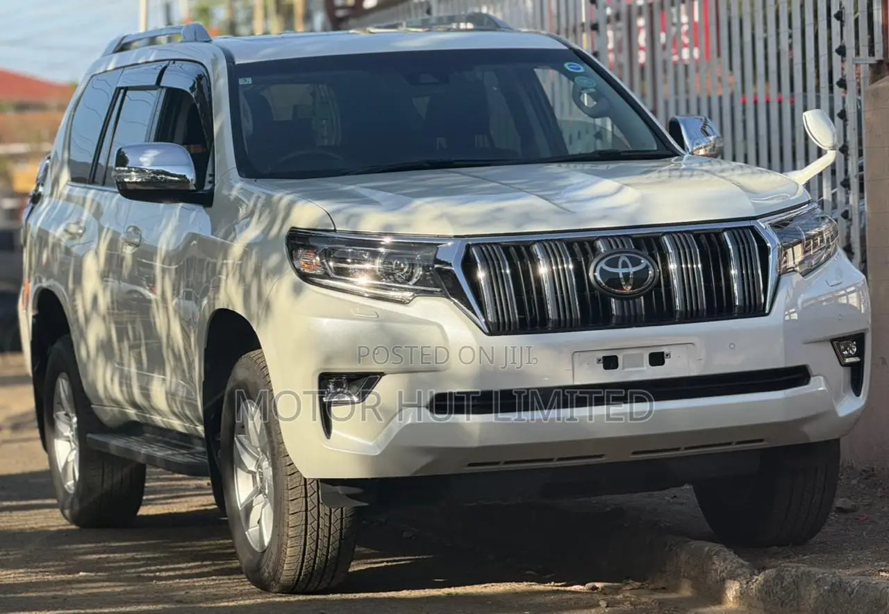 Toyota Land Cruiser Prado 2.8 2020 White