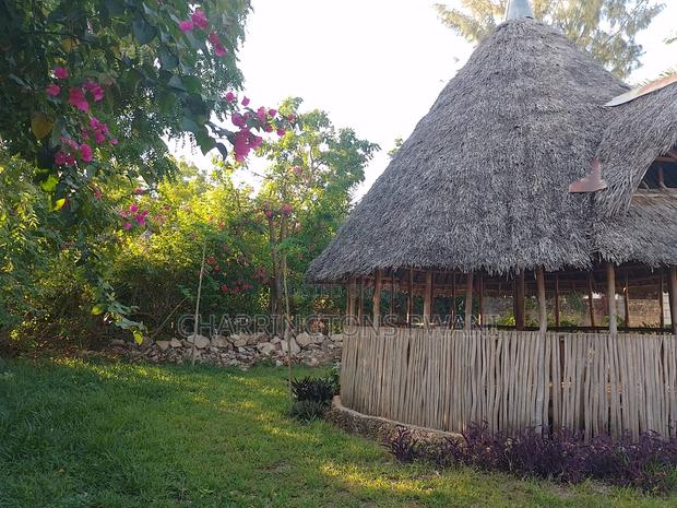 Furnished 2bdrm Bungalow in Diani for sale - thumbnail 3