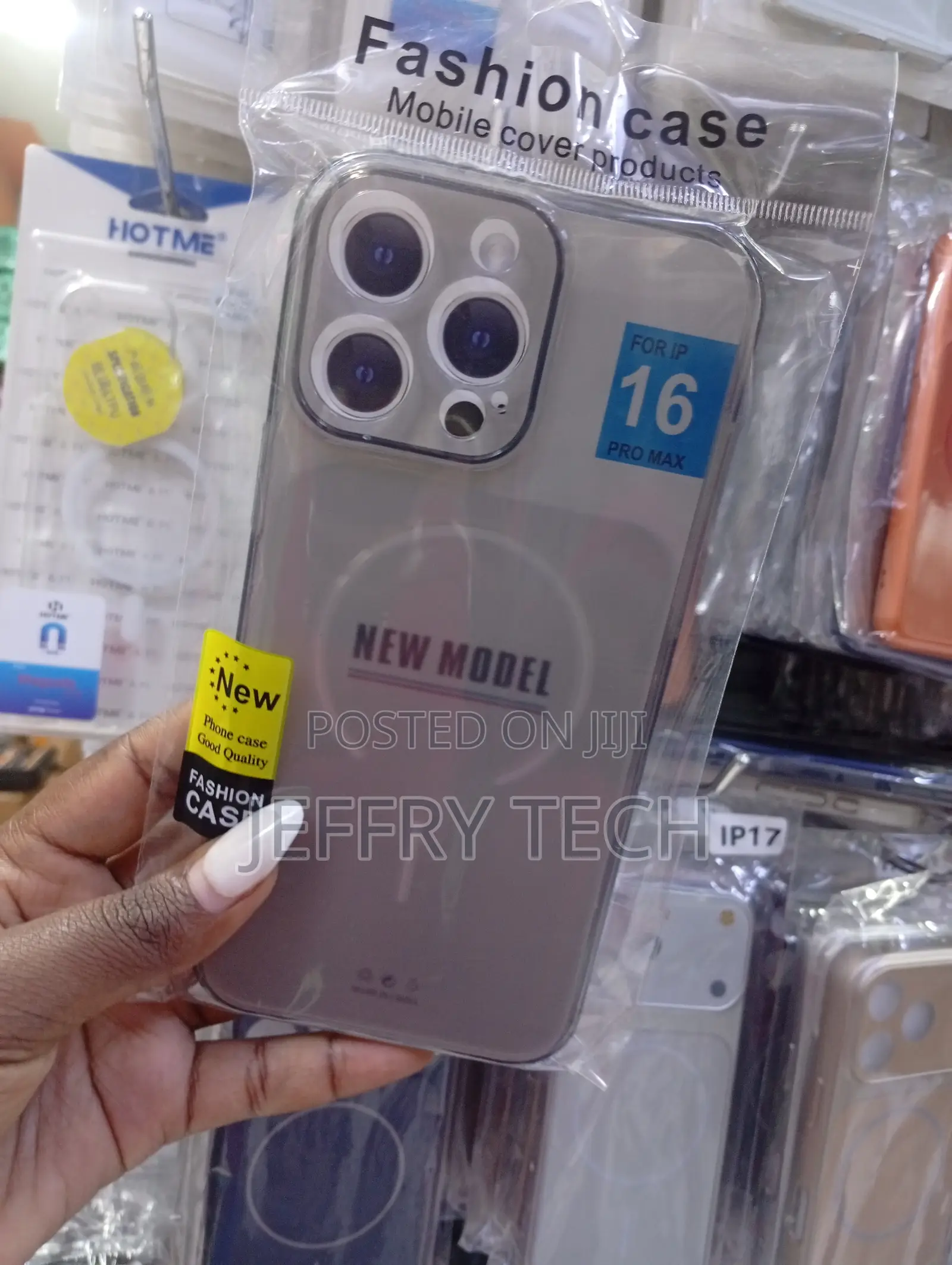 iPhone 16 Pro Max Magsafe-Compatible "Fashion Case"