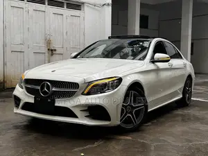 Mercedes-Benz C220 Classic 2019 White