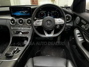 Mercedes-Benz C220 Classic 2019 White