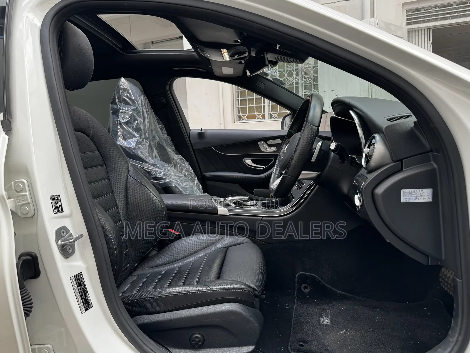 Mercedes-Benz C220 Classic 2019 White