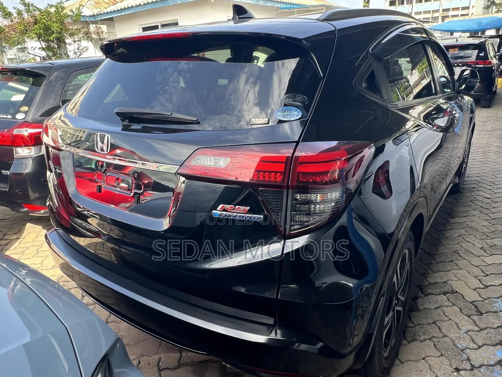Honda Vezel 2019 Matt Black