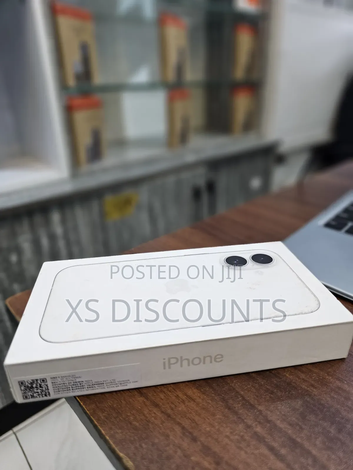 New Apple iPhone 16 256 GB White