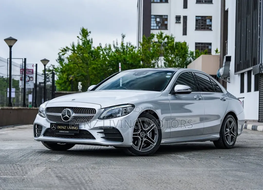 Mercedes-Benz C200 2019 Silver