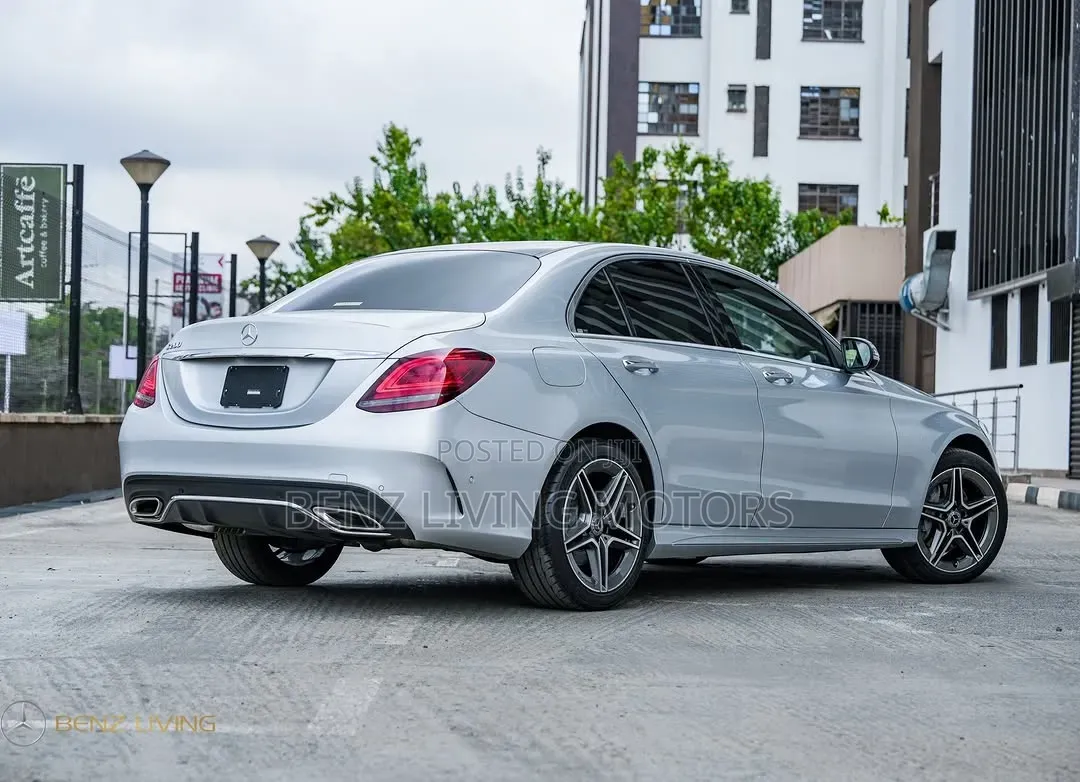 Mercedes-Benz C200 2019 Silver