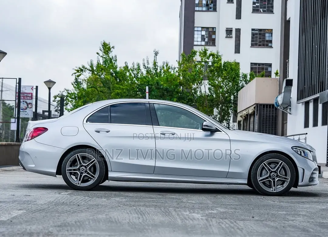 Mercedes-Benz C200 2019 Silver