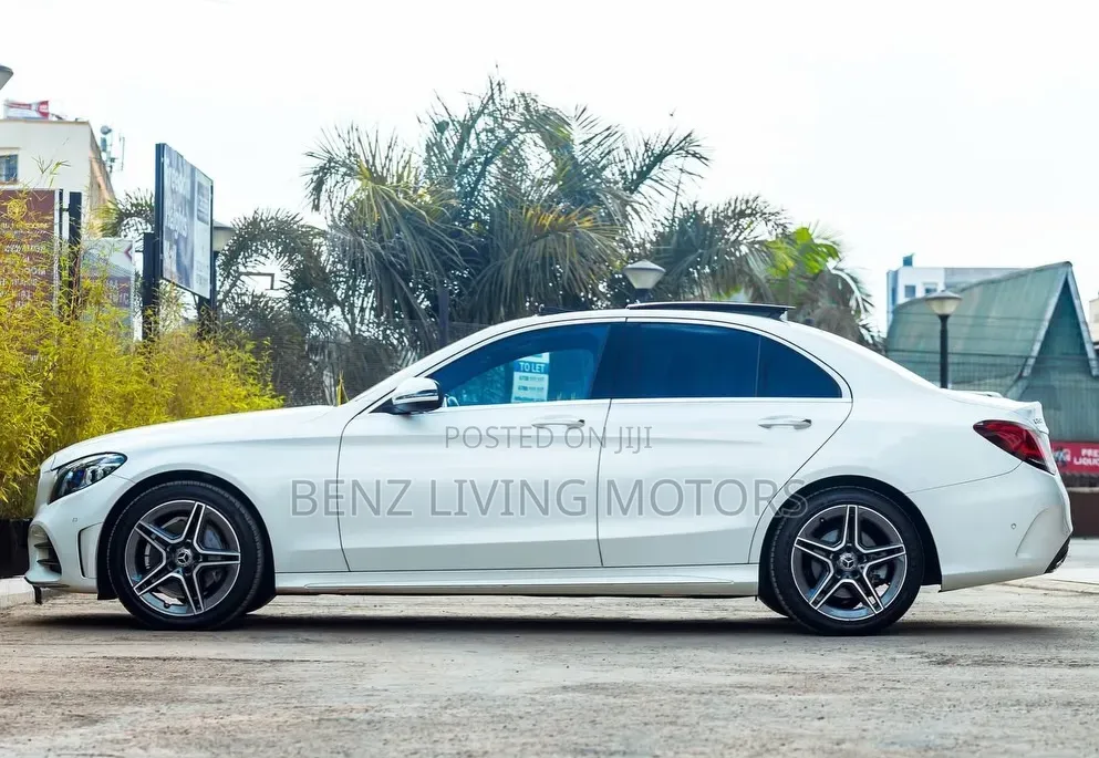 Mercedes-Benz C200 2019 White