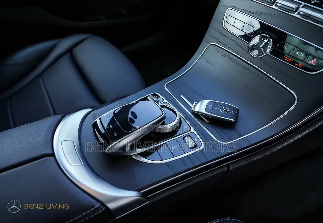 Mercedes-Benz C200 2019 White