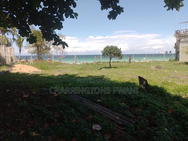 1 Acre Sandy Beachfront | Fenced Serviced | Galu Diani - thumbnail 9