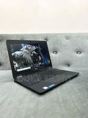 Laptop Dell Latitude E7270 8GB Intel Core i5 SSD 128GB