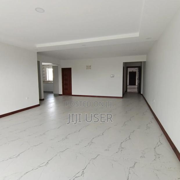 3bdrm Apartment in Parklands for rent - thumbnail 2