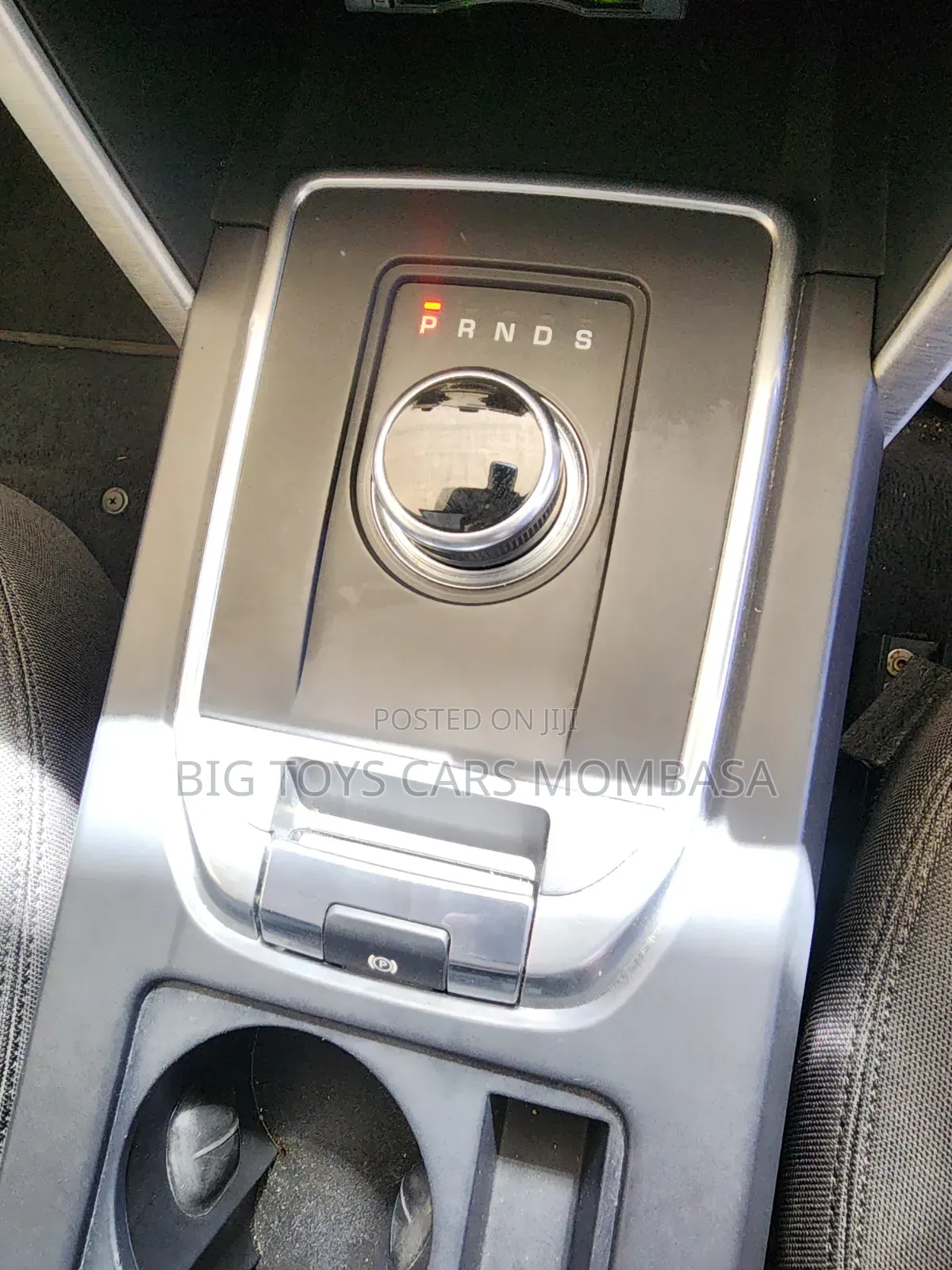 Land Rover Discovery Sport 2018 White