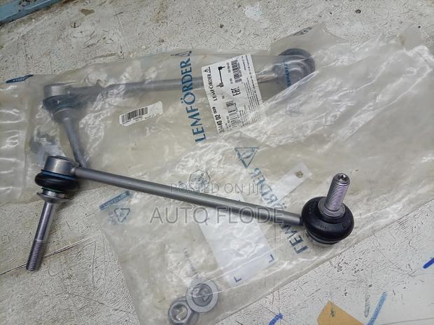BMW X5 E70 Stabilizer Links Available.