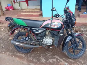Bajaj Boxer 150 UG 2026 Black